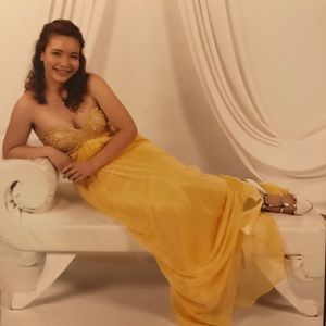 Yellow floorlength strapless prom gown